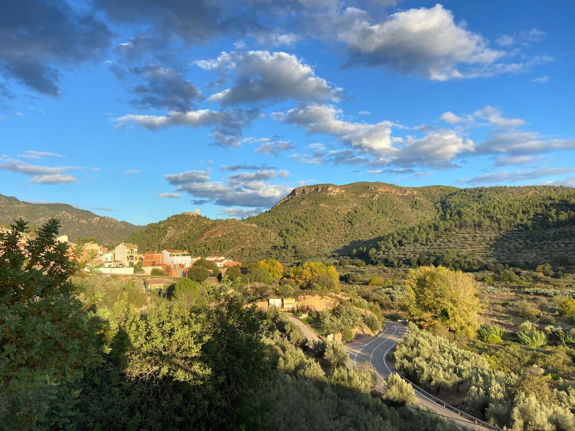 Remote Work In Spanish Mediterranean Countryside Vall de Almonacid Exterior foto